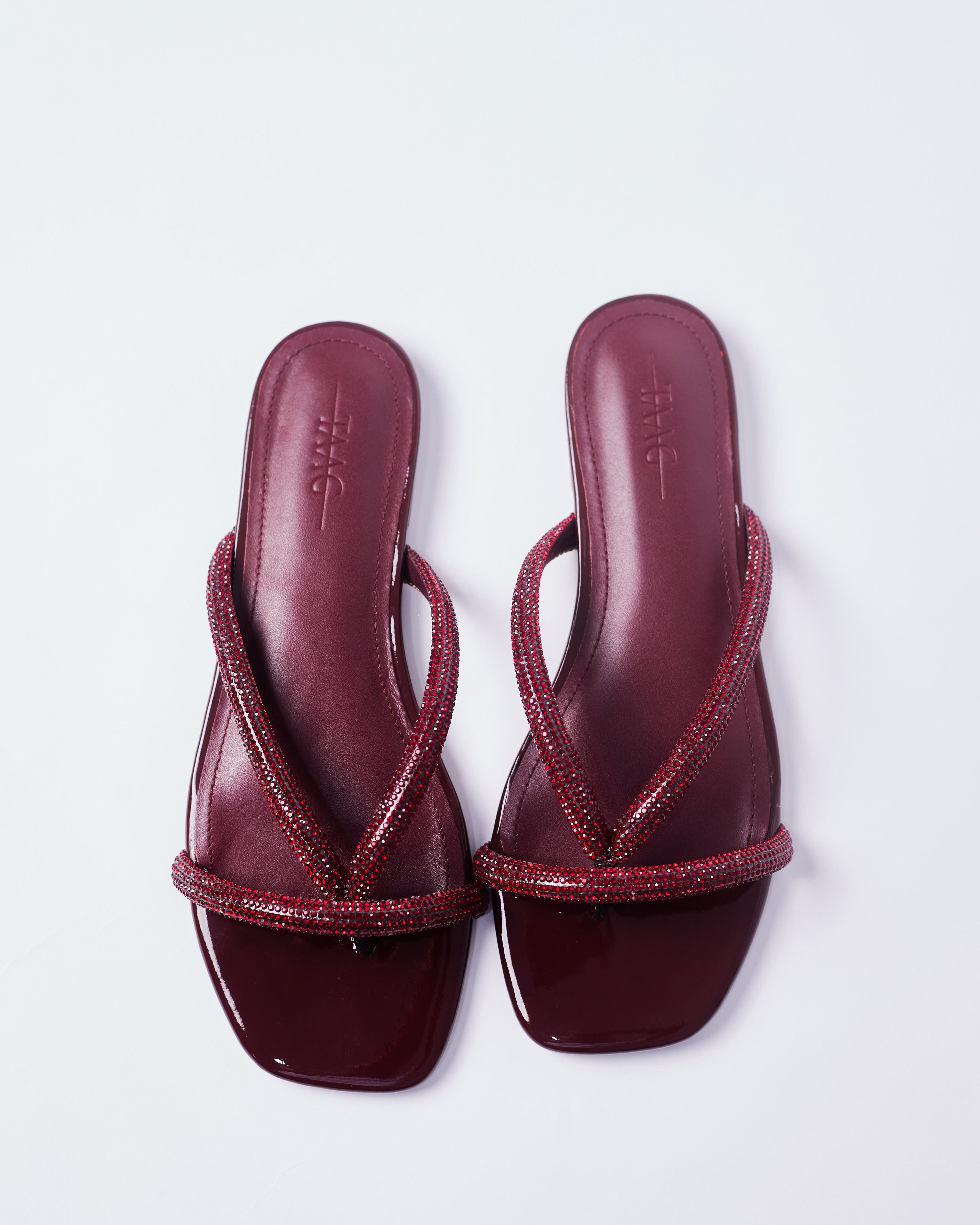 EYRAM- Dark red inspired slippers for ladies.
Very comfortable and stylish and sparkly featuring crystal accessories.
Can be worn for picnics, vacations, lunch and casual hangouts. Shipping worldwide from Ghana to UK, USA, Africa etc.